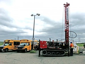 Forages environnementaux sur le site d'un stationnement d'autobus à Beaumont